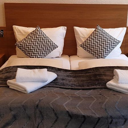 Gasthause Zur Krone Hotel Leimen  Buitenkant foto