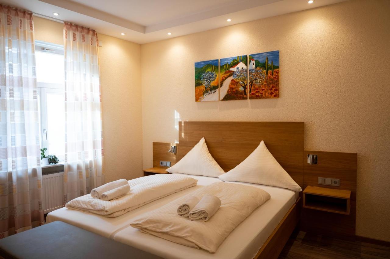 Gasthause Zur Krone Hotel Leimen  Buitenkant foto