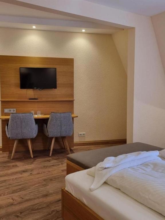 Gasthause Zur Krone Hotel Leimen  Buitenkant foto