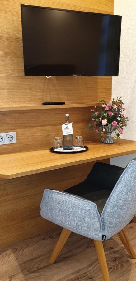 Gasthause Zur Krone Hotel Leimen  Buitenkant foto