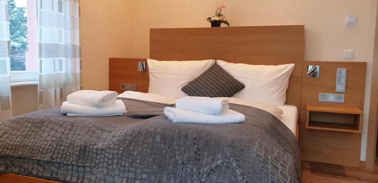 Gasthause Zur Krone Hotel Leimen  Buitenkant foto