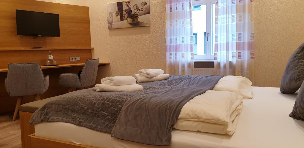 Gasthause Zur Krone Hotel Leimen  Buitenkant foto