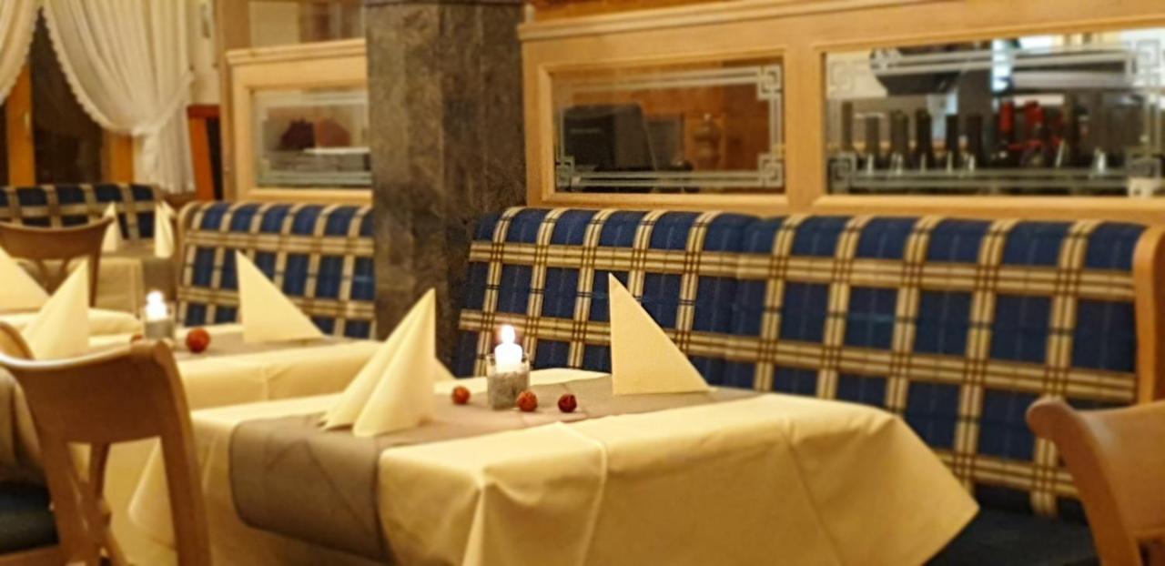 Gasthause Zur Krone Hotel Leimen  Buitenkant foto